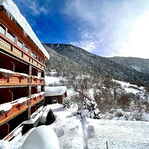 Hotel & Bringue, Ordino
